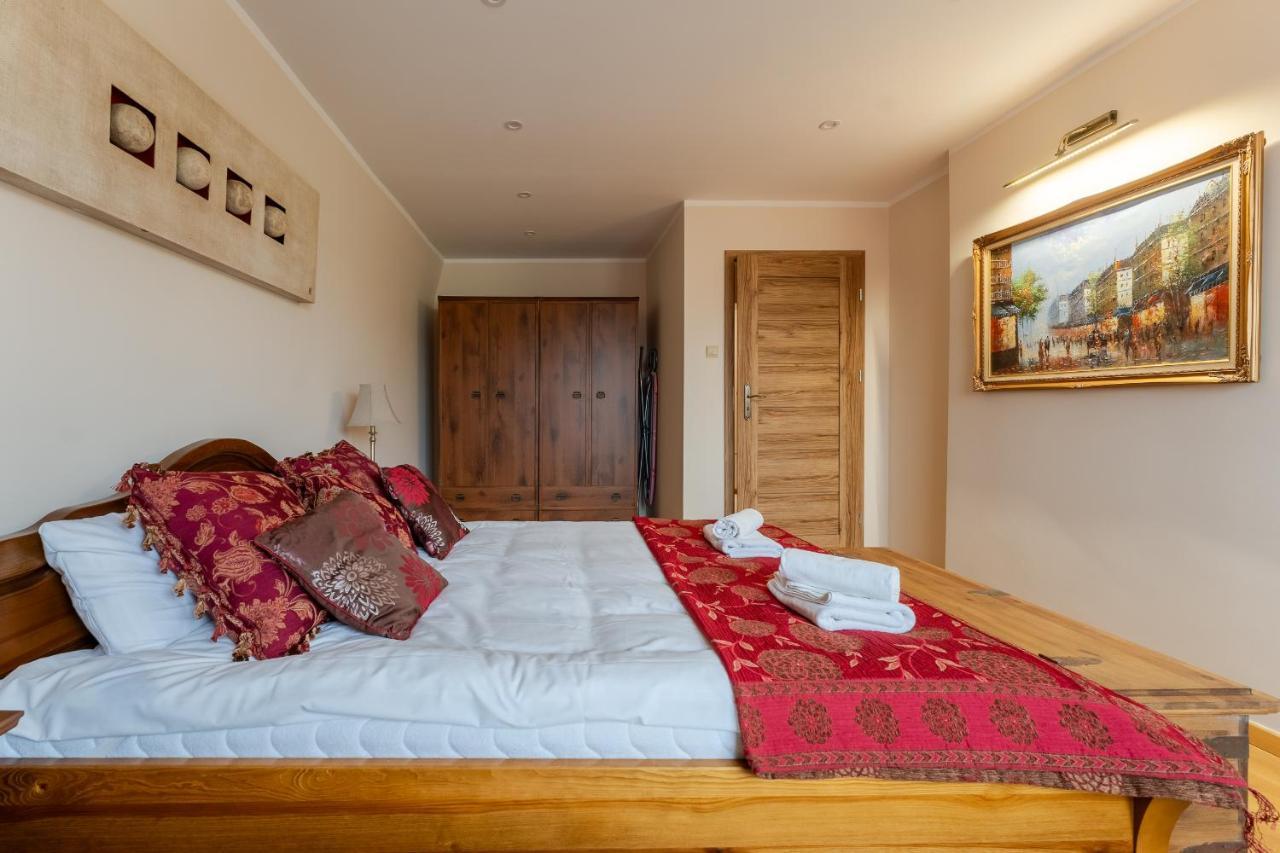 Apartament Zloty Jelonek - 4 Osobowy Na Placu Ratuszowym - Space Apart Jelenia Góra Екстериор снимка