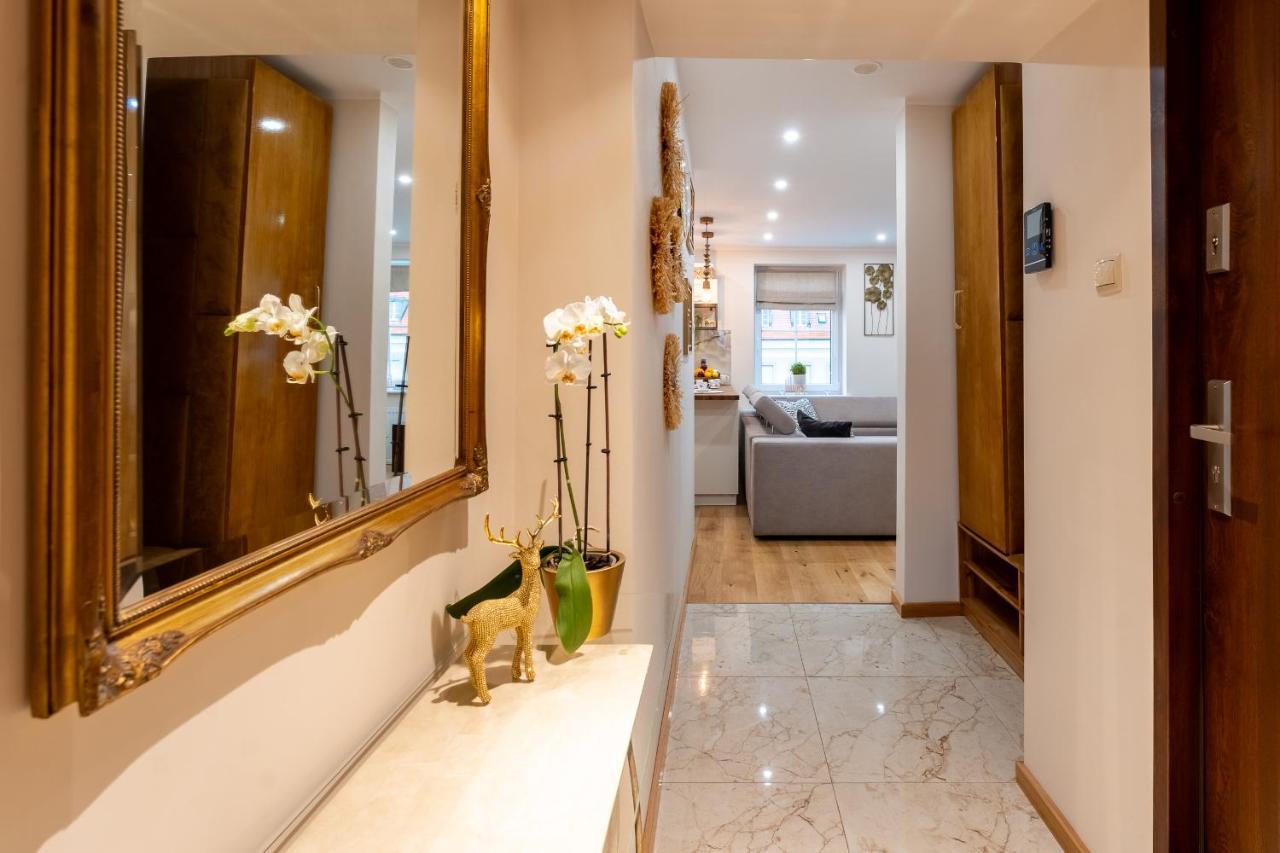 Apartament Zloty Jelonek - 4 Osobowy Na Placu Ratuszowym - Space Apart Jelenia Góra Екстериор снимка